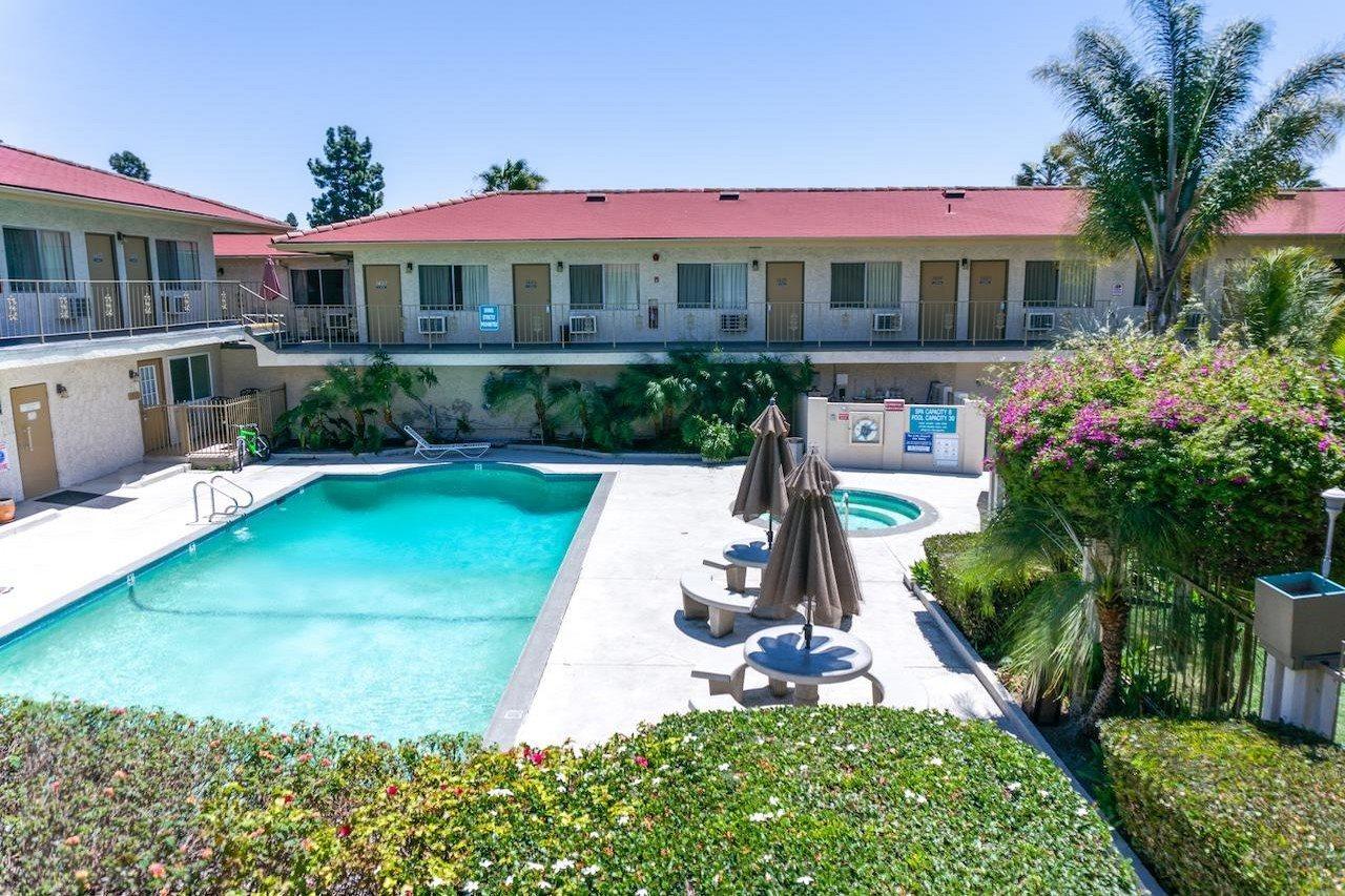 California Suites Hotel San Diego Eksteriør billede