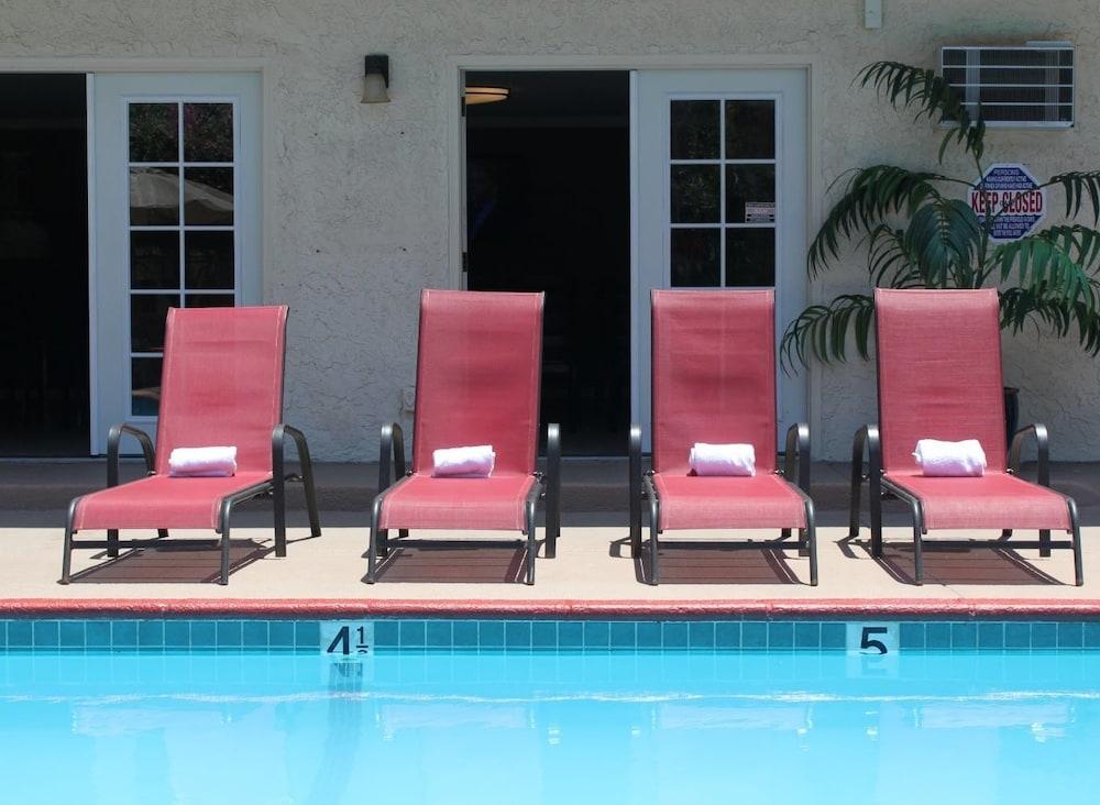 California Suites Hotel San Diego Eksteriør billede